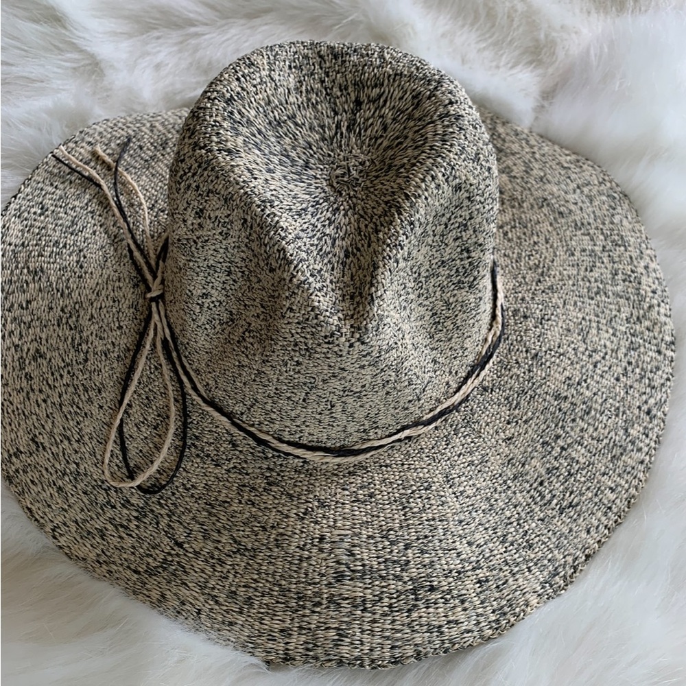 Unisex Solid Ribbon Cream&Black Straw Hat NWOT